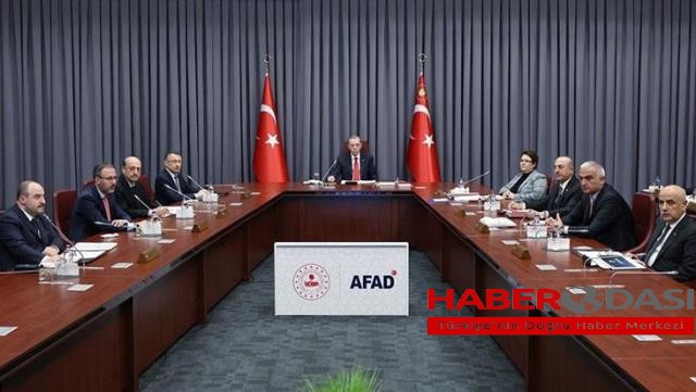 AK Parti aday listesini YSKya sundu Bakan Fahrettin Koca ve Mehmet Nuri Ersoy liste dışı kaldı