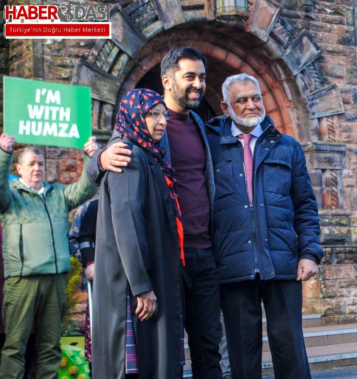 Humza Yousaf İskoçyanın ilk Müslüman başbakanı oldu