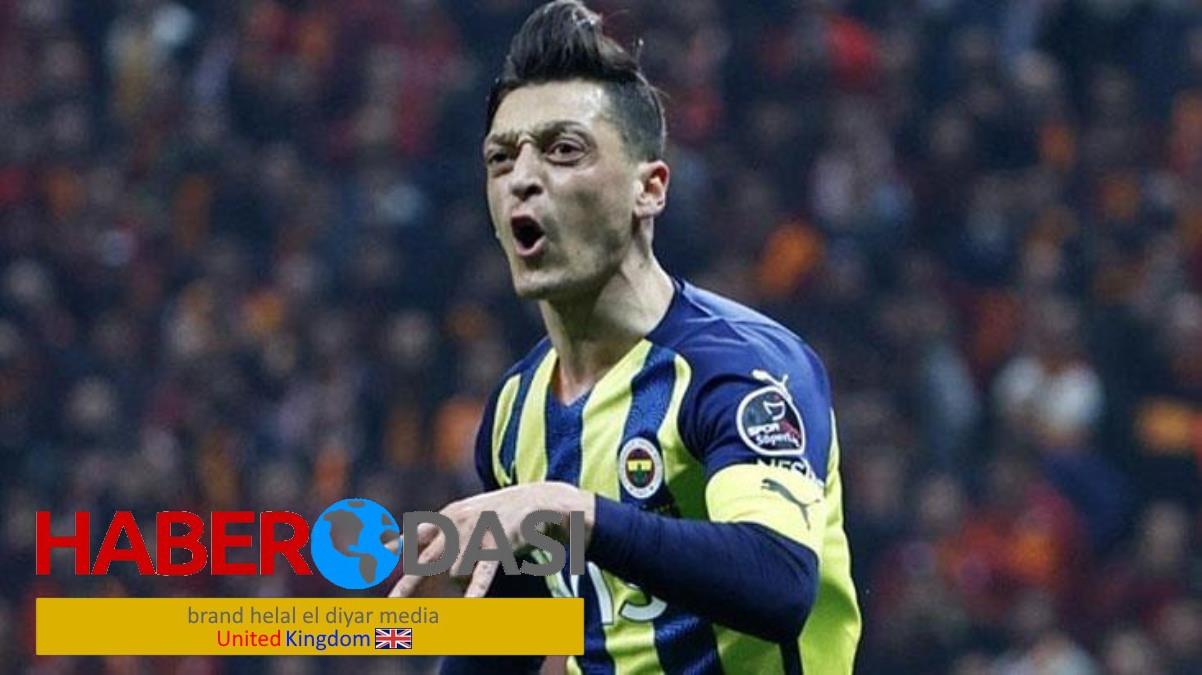 Futboldan emekli olan Mesut Özil hüngür hüngür ağladığı anları ilk defa paylaştı Uçak havalandığı an ağlamaya başladım