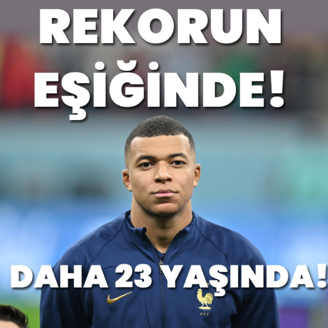 Mbappe 23 yaşında Messi yle rekabette