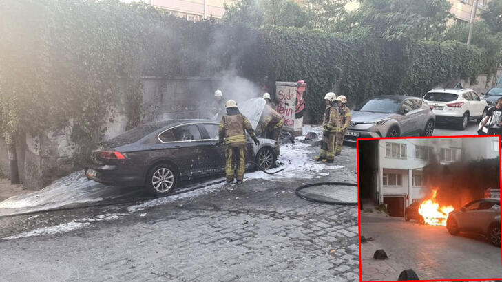 Beyoğlunda park halindeki otomobil alev alev yandı