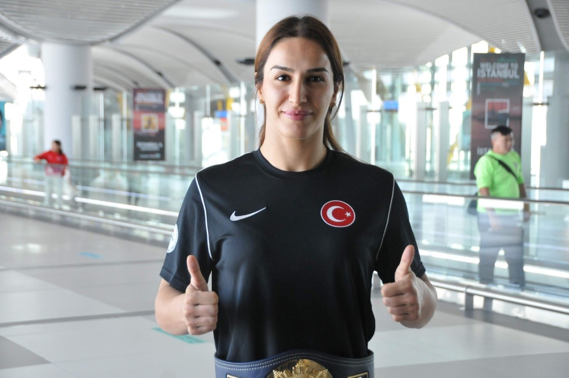 Buse Tosun Çavuşoğlu Ülkeme olimpiyat kotası ve dünya şampiyonluğu kazandırdım