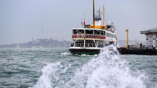 İstanbul da deniz ulaşımına lodos engeli