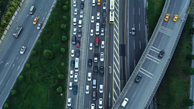 İstanbul'da yarın bazı yollar trafiğe kapatılacak