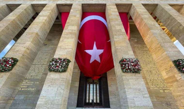 ABB nin Anıtkabir silüetine cami açıklaması sonrası Candan sürece tepki gösterdi Anıttan ibaret değil