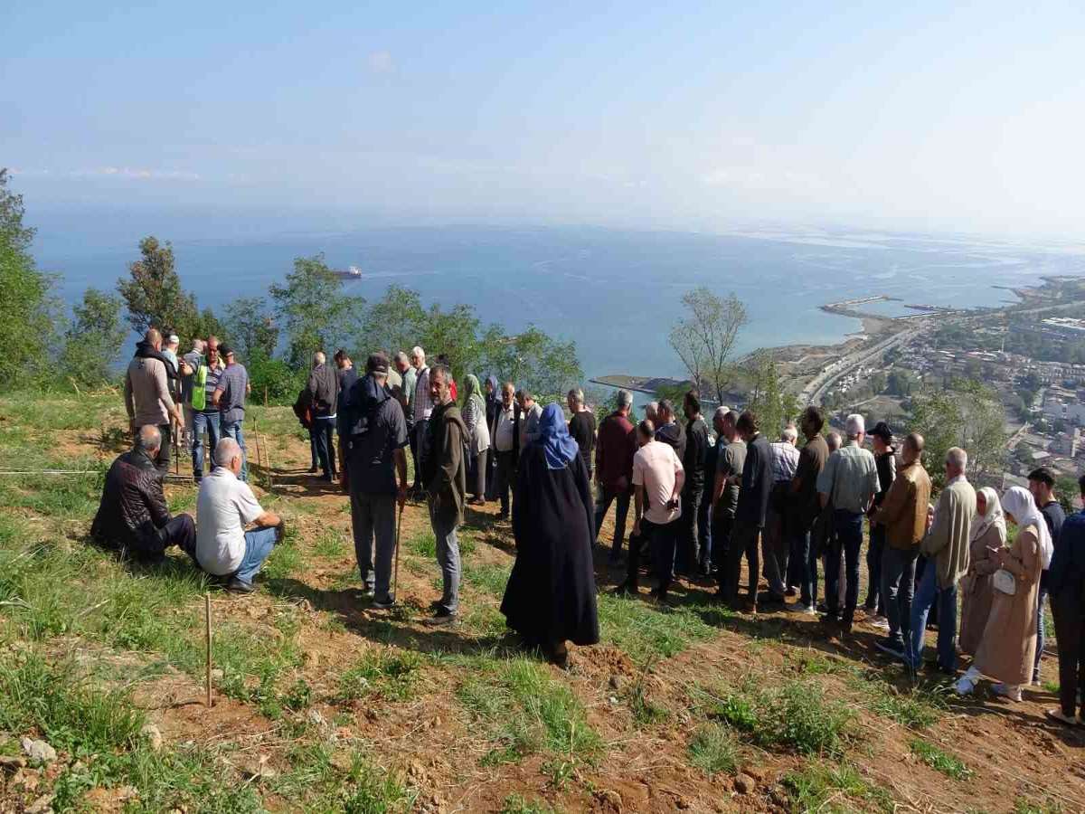 Manzaralı mezar yeri için kavga ettiler